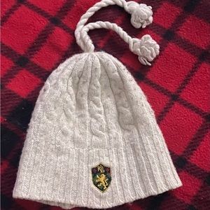 Youth cream beanie hat with tassels